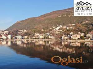 Dvosoban stan na obali mora Djenovic